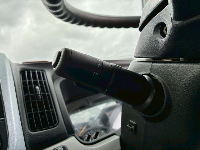 2019年 三菱ふそう キャンター 2000kg積載 No.2082