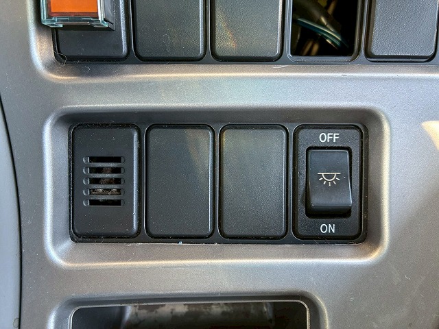 2016年 UDトラックス 37990kg積載 No.2085