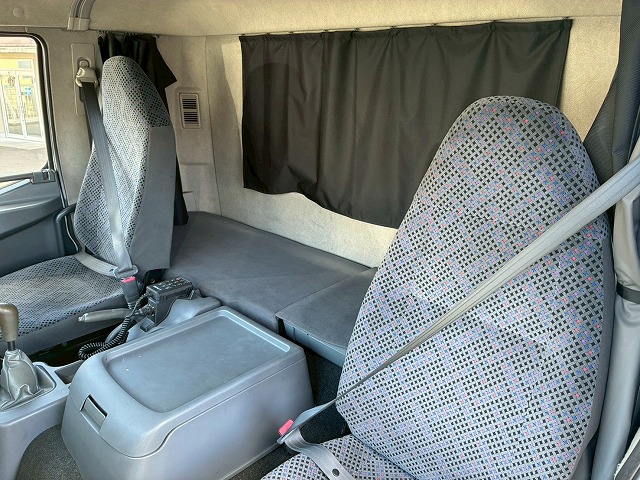 2005年 ファイター 3050kg積載 No.2077