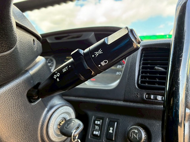 2017年 日野 プロフィア 13500kg積載 No.2081