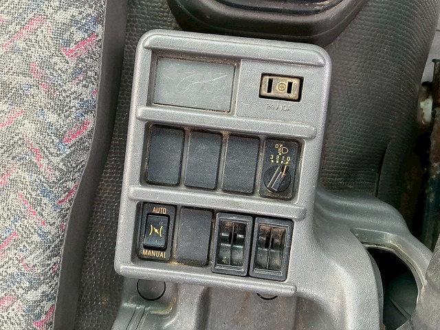 2006年 いすゞ 2200kg積載 No.K2095