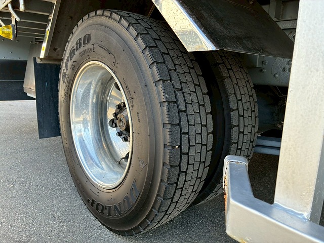 2005年 ファイター 3050kg積載 No.2077