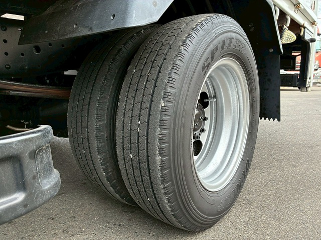 2019年 三菱ふそう キャンター 2000kg積載 No.2082