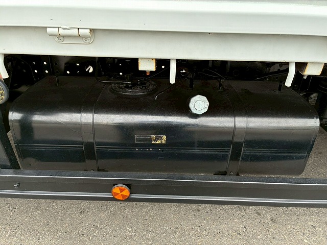 2019年 三菱ふそう キャンター 2000kg積載 No.2082