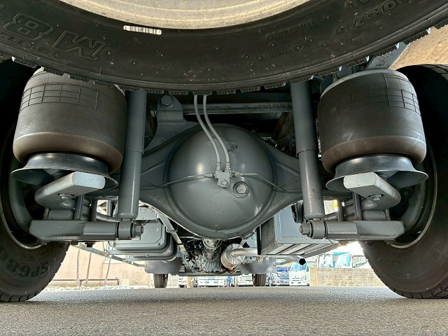 2005年 ファイター 3050kg積載 No.2077