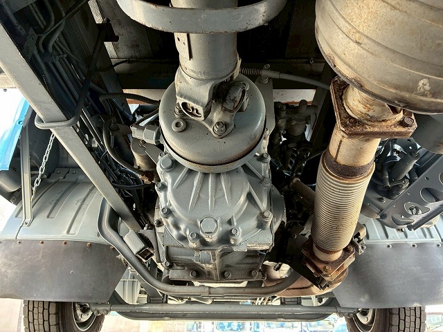 2005年 ファイター 3050kg積載 No.2077