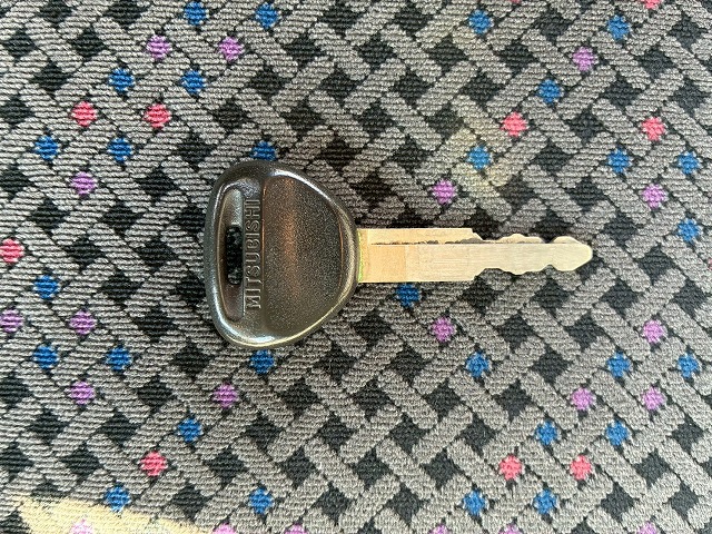 2005年 ファイター 3050kg積載 No.2077