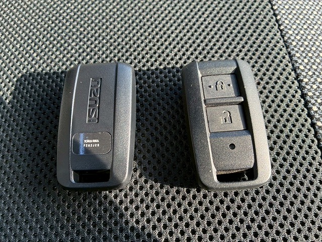 2020年 いすゞ 2900kg積載 No.2093