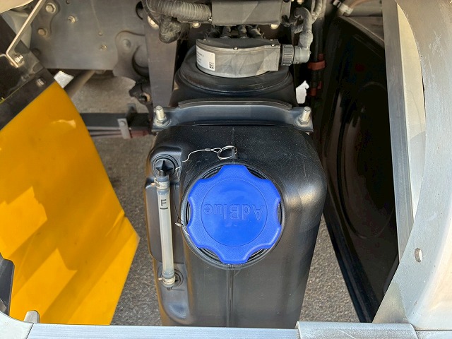 2017年 日野 プロフィア 13500kg積載 No.2081