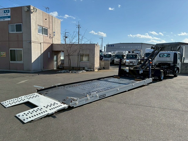 2020年 いすゞ 2900kg積載 No.2093