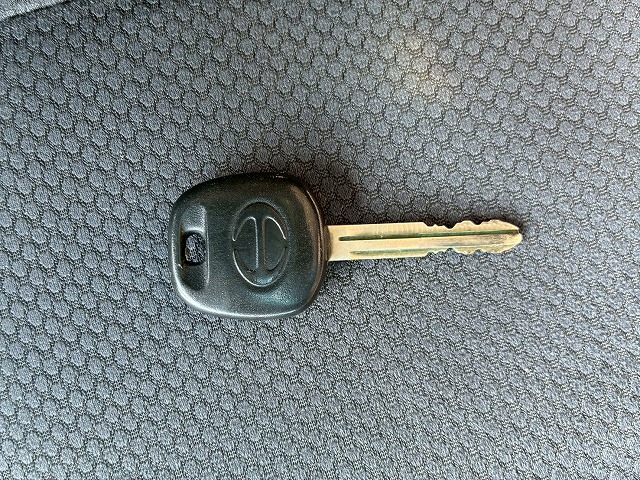 2017年 日野 プロフィア 13500kg積載 No.2081