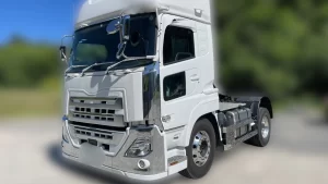 UDトラックスクオン（2RG-GK5DAB）・令和5年式