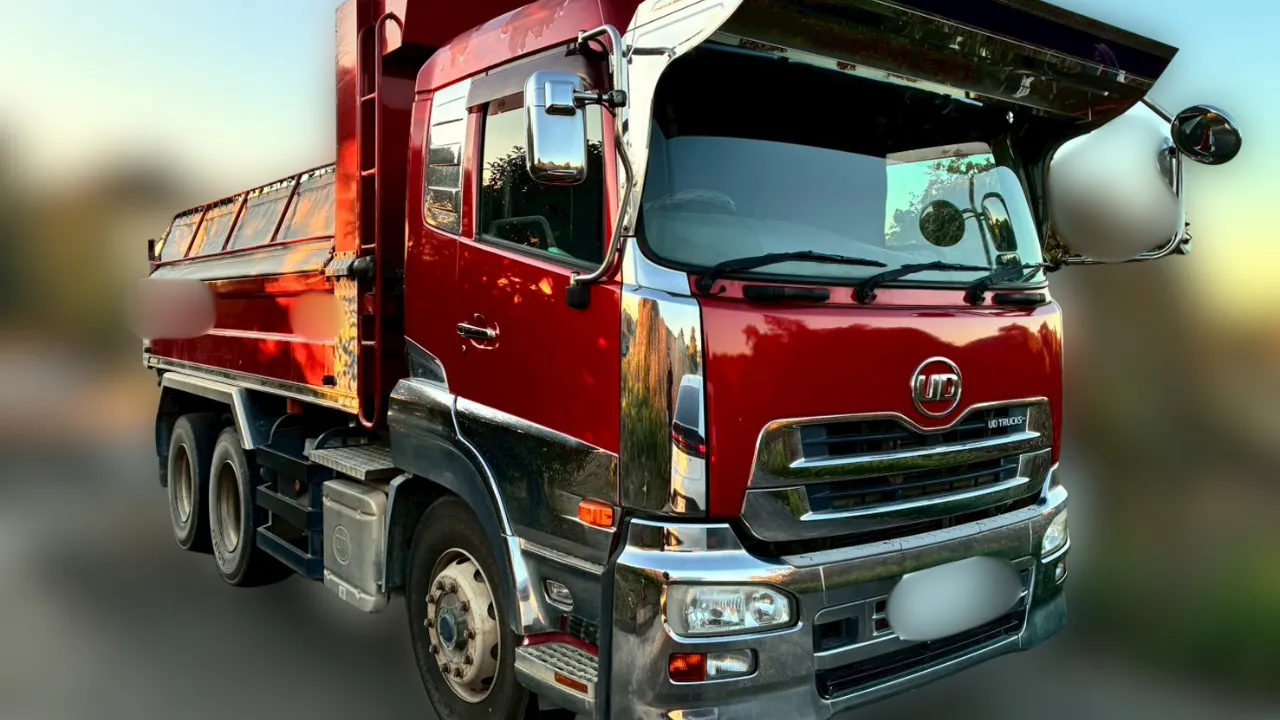 クオン・ダンプ