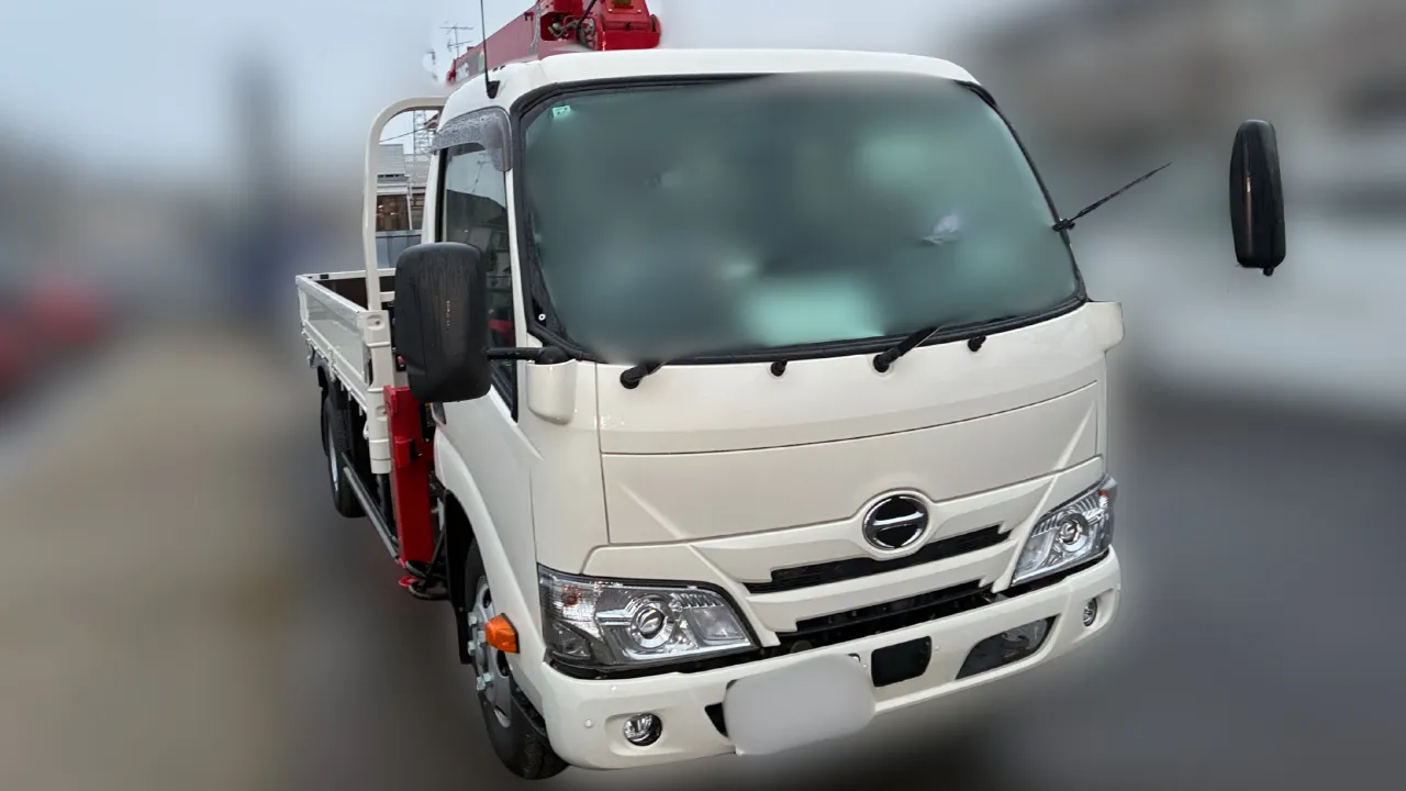 日野デュトロ・クレーン