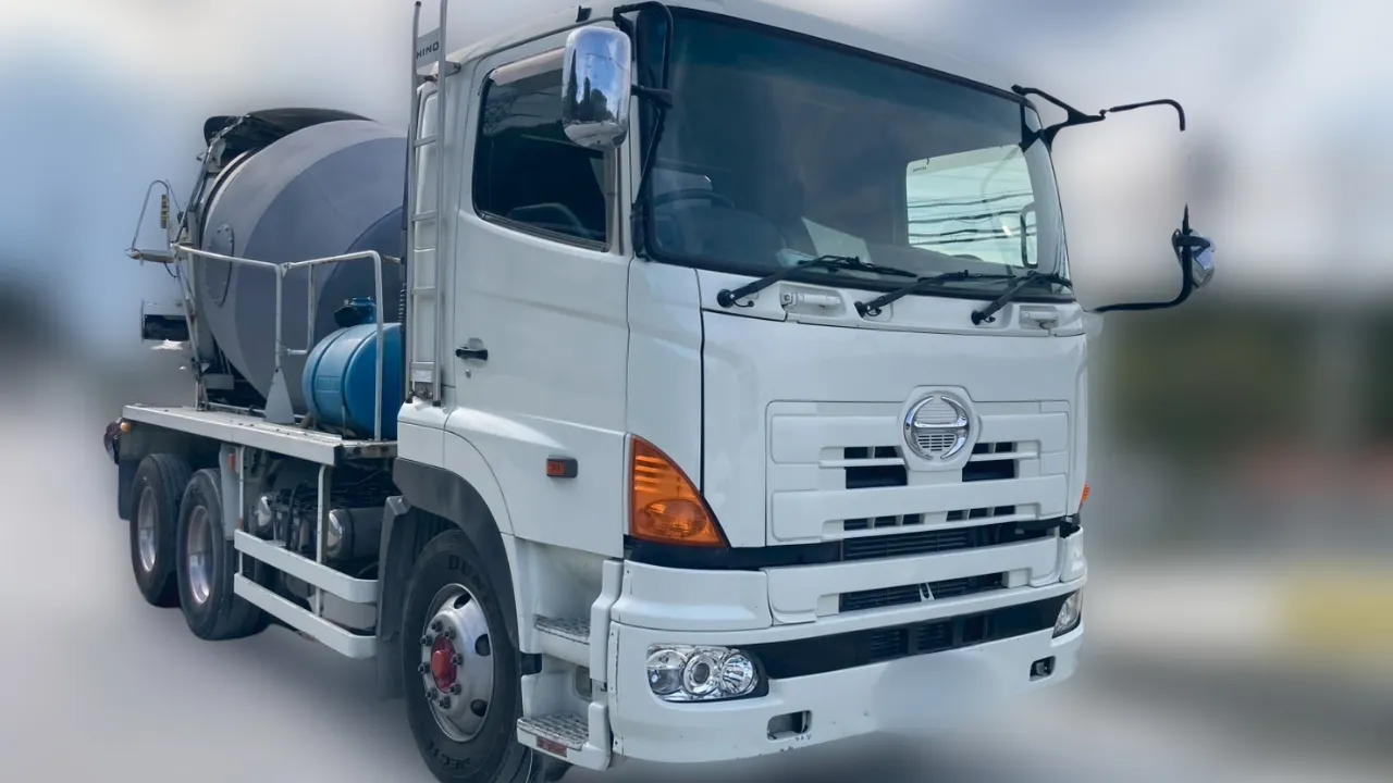 日野プロフィア（PK-FS2PKJA）・平成16年式