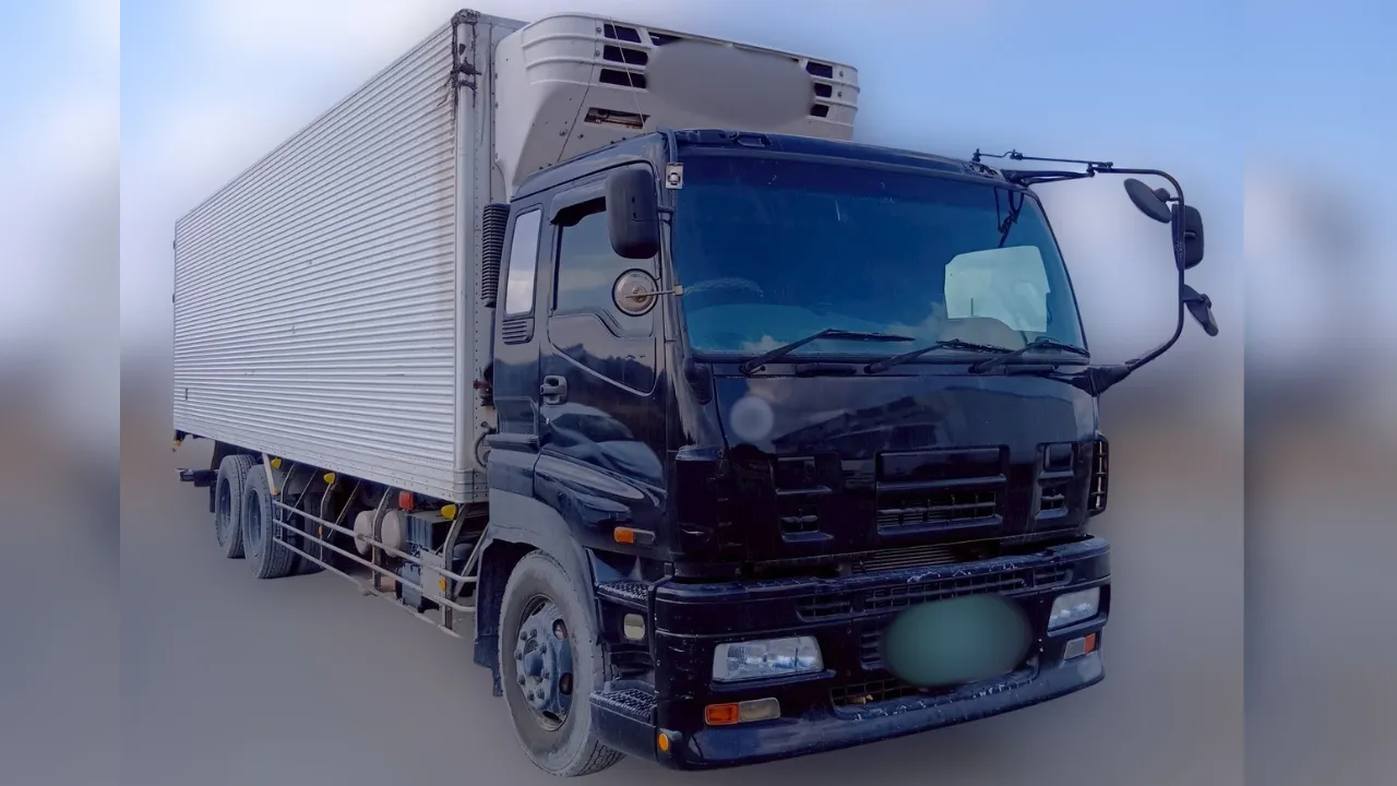 いすゞギガ（KG-CYL77V8）・平成21年式