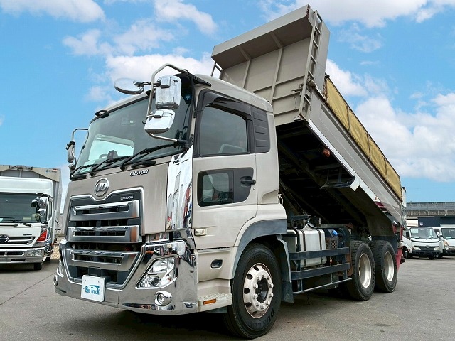 2099 2PG-CW5AL  ★車検付！令和9年2月迄★ワンオーナー！★ ◆6×4！3軸2デフ◆永久磁石式リターダ！◆  ◎カスタム仕様！◎新明和製・額縁アオリ！◎　成約！島根県（2枚目）