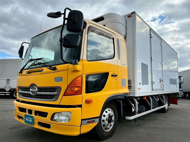 2146 TKG-FD7JKAG  H24 日野 レンジャー 冷蔵冷凍車 フルキャブ/ベッド付き 後輪エアサス 東芝 TOSHIBAキャリア -30℃低温設定 スタンバイ装置 キーストンフロア ジョロダーレール 6速 MT マニュアル 4t 8t 中型 冷凍バン チルド（2枚目）