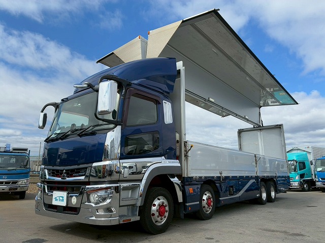 K-2140 2PG-FS74HZ H30 三菱ふそう スーパーグレート アルミウイング ワンオーナー 8×4 4軸低床2デフ 後輪エアサス パブコ エアロパーツ エアロ仕様 13.8トン積載 394馬力 シフトパイロット AT 10t 25t 大型 パネルウイング（3枚目）