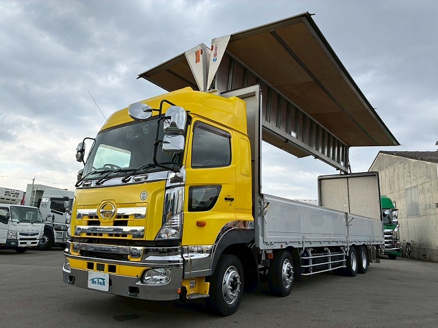 2174 QPG-FW1EXEG  H29 日野 プロフィア アルミウイング ハイルーフ 8×4 4軸低床2デフ 後輪エアサス 永久磁石式リターダ 背高 380馬力 E13C プロシフト AT セミオートマ 10t 25t 大型 バン 箱車（2枚目）