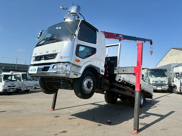 K-2148 2KG-FK62FZ 保証対象車両 R5 三菱ふそう 増トンファイター 4段セルフクレーン フルキャブ/ベッド付き 古河ユニック UNIC ラジコン フックイン ハイジャッキ ロングジャッキ アルミブロック 240馬力 6速 MT マニュアル 7.5t 14t 中型 大型 回送車 重機運搬車(3枚目)