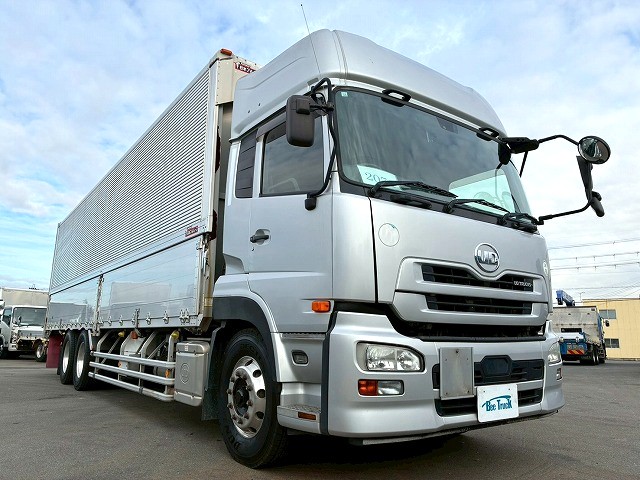 2071 QKG-CD5ZA  H26 UDトラックス クオン アルミウイング 6×2 3軸1デフ 後輪エアサス 日本フルハーフ ラッシング スタンション 380馬力 エスコット AT 10t 25t 大型 バン 箱車（12枚目）