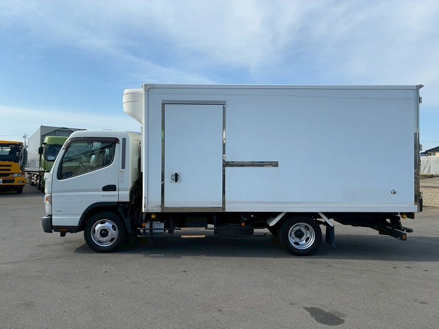 2168 TPG-FEB50 保証対象車両 三菱ふそう キャンター 冷蔵冷凍車 ワイド ロング 東プレ -30℃低温設定 R404A 2室 可動式仕切り板 左サイド扉 3トン積載 3t 7t 小型 冷凍バン 箱車(12枚目)