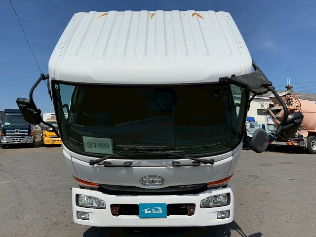 2169 TKG-MK38L H26 UDトラックス コンドル アルミブロック フルキャブ/ベッド付き 3.6トン積載 6200 標準幅 TOYOBODY 215馬力 6速 MT マニュアル 4t 8t 中型 平ボディ（13枚目）