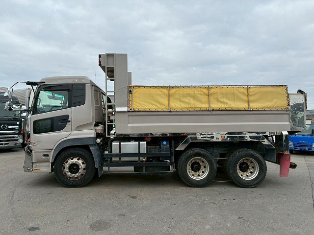 2099 2PG-CW5AL  ★車検付！令和9年2月迄★ワンオーナー！★ ◆6×4！3軸2デフ◆永久磁石式リターダ！◆  ◎カスタム仕様！◎新明和製・額縁アオリ！◎　成約！島根県（13枚目）