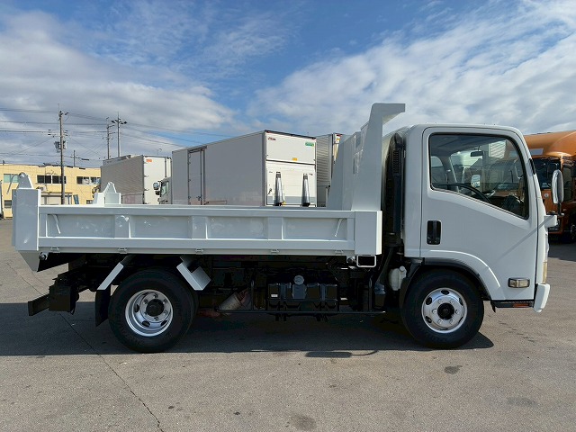 2101 ローダーダンプ 3.6トン積載 155馬力 スライドダンプ 重機運搬車　☆桜の蕾が小さい頃にご成約いただきました☆　静岡県（13枚目）