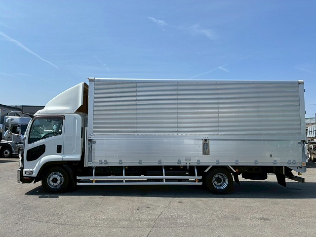 2179 TKG-FRR90T2  車検付 令和8年10月迄 H27 いすゞ フォワード アルミウイング フルキャブ/ベッド付き 6200 フルワイド 後輪エアサス 日本フルハーフ 240馬力 6速マニュアル MT 4t 8t 中型 バン 箱車（14枚目）