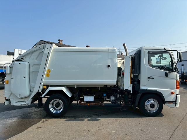 2118 連続作動車 汚水タンク 巻き込み式 ダンプ排出 清掃車 ごみ収集車　☆卒業式の多い時期にご成約いただきました☆　岡山県（14枚目）