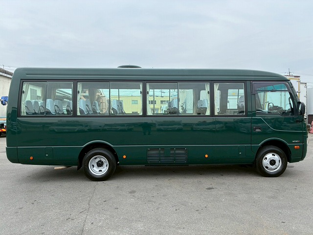 K-2172 2RG-BG740G R4 三菱ふそう ローザ マイクロバス 4×4 四輪駆動 フルタイム 4WD 28人 リクライニング 自動扉 自動ステップ オートスイングドア リアトランク ボトルクーラー デュオニック AT セミオートマ 小型 中型 送迎バス 観光バス(14枚目)