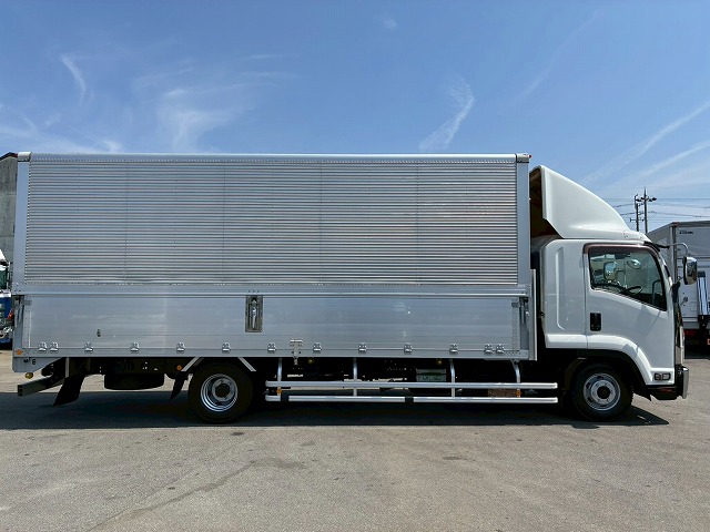 2179 TKG-FRR90T2  車検付 令和8年10月迄 H27 いすゞ フォワード アルミウイング フルキャブ/ベッド付き 6200 フルワイド 後輪エアサス 日本フルハーフ 240馬力 6速マニュアル MT 4t 8t 中型 バン 箱車（15枚目）