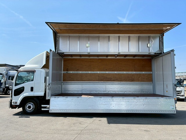 2179 TKG-FRR90T2  車検付 令和8年10月迄 H27 いすゞ フォワード アルミウイング フルキャブ/ベッド付き 6200 フルワイド 後輪エアサス 日本フルハーフ 240馬力 6速マニュアル MT 4t 8t 中型 バン 箱車（16枚目）