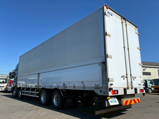 2122 2PG-CG5CA  H29 UDトラックス クオン アルミウイング ハイルーフ 8×4 4軸低床2デフ 後輪エアサス 日本トレクス エスコットⅥ AT 390馬力 10t 25t 大型 バン 箱車（16枚目）