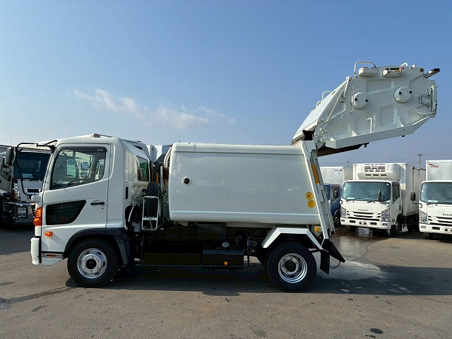 2118 連続作動車 汚水タンク 巻き込み式 ダンプ排出 清掃車 ごみ収集車　☆卒業式の多い時期にご成約いただきました☆　岡山県（17枚目）