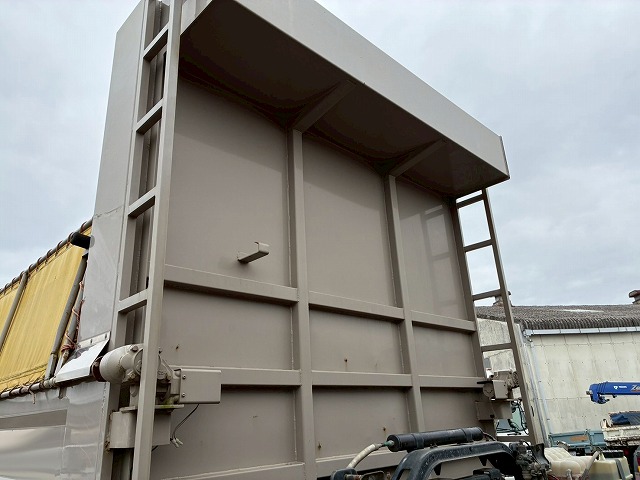 2099 2PG-CW5AL  ★車検付！令和9年2月迄★ワンオーナー！★ ◆6×4！3軸2デフ◆永久磁石式リターダ！◆  ◎カスタム仕様！◎新明和製・額縁アオリ！◎　成約！島根県（17枚目）