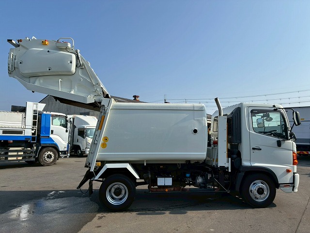 2118 連続作動車 汚水タンク 巻き込み式 ダンプ排出 清掃車 ごみ収集車　☆卒業式の多い時期にご成約いただきました☆　岡山県（18枚目）