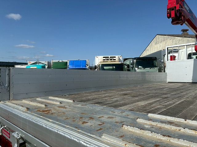 K-2148 2KG-FK62FZ 保証対象車両 R5 三菱ふそう 増トンファイター 4段セルフクレーン フルキャブ/ベッド付き 古河ユニック UNIC ラジコン フックイン ハイジャッキ ロングジャッキ アルミブロック 240馬力 6速 MT マニュアル 7.5t 14t 中型 大型 回送車 重機運搬車(20枚目)