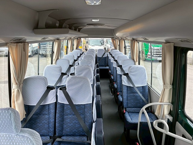 K-2172 2RG-BG740G R4 三菱ふそう ローザ マイクロバス 4×4 四輪駆動 フルタイム 4WD 28人 リクライニング 自動扉 自動ステップ オートスイングドア リアトランク ボトルクーラー デュオニック AT セミオートマ 小型 中型 送迎バス 観光バス(19枚目)