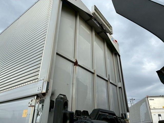 2174 QPG-FW1EXEG  H29 日野 プロフィア アルミウイング ハイルーフ 8×4 4軸低床2デフ 後輪エアサス 永久磁石式リターダ 背高 380馬力 E13C プロシフト AT セミオートマ 10t 25t 大型 バン 箱車（19枚目）