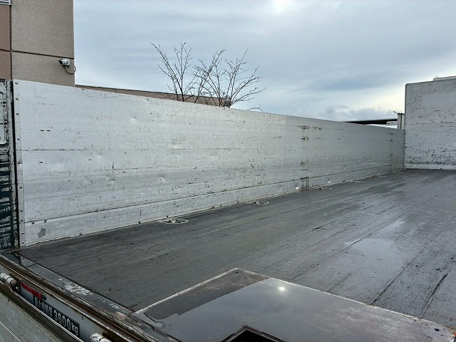 2080 2PG-FD2ABA  H30 日野 レンジャー アルミブロック フルキャブ ベッド付き 6200 フルワイド トランテックス 3.6トン積載 6速 MT マニュアル 4t 8t 中型 平ボディ（19枚目）