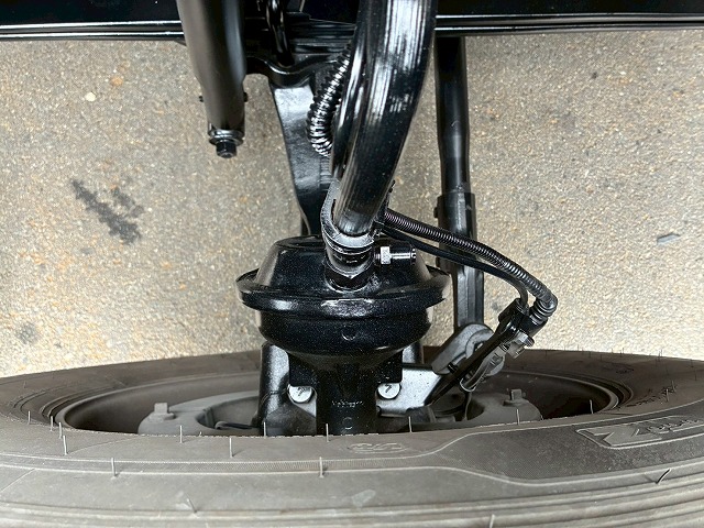 K-2111 2DG-SS1EKGG  検切れナンバー付き H30 日野 プロフィア トラクターヘッド ワンオーナー ハイルーフ 6×4 3軸2デフ 後輪エアサス 永久磁石式リターダ 450馬力 7速MT マニュアル 10t 53t 大型 牽引 2デフヘッド ダブルデフ（21枚目）