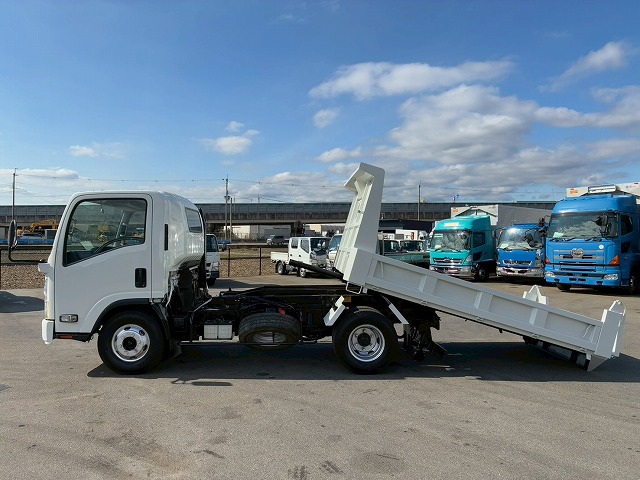 2101 ローダーダンプ 3.6トン積載 155馬力 スライドダンプ 重機運搬車　☆桜の蕾が小さい頃にご成約いただきました☆　静岡県（20枚目）