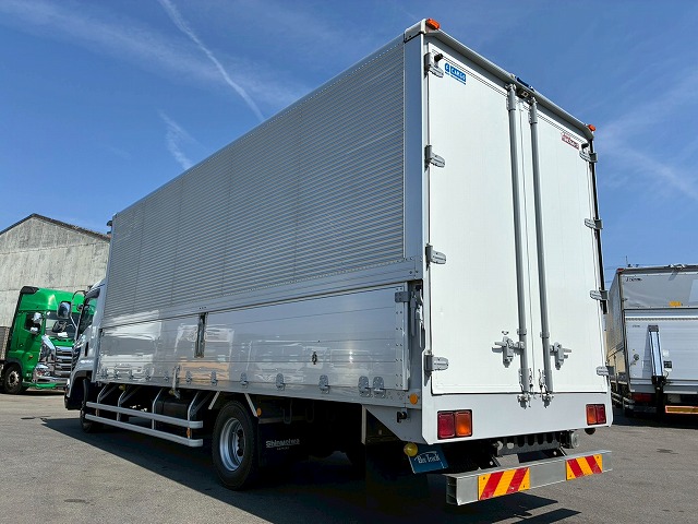 2179 TKG-FRR90T2  車検付 令和8年10月迄 H27 いすゞ フォワード アルミウイング フルキャブ/ベッド付き 6200 フルワイド 後輪エアサス 日本フルハーフ 240馬力 6速マニュアル MT 4t 8t 中型 バン 箱車（21枚目）