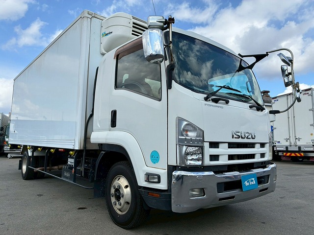 2149 TKG-FRR90S2 H26 いすゞ フォワード 冷蔵冷凍車 格納式パワーゲート フルキャブ/ベッド付き 東プレ -30℃低温設定 格納式パワーゲート PG 左サイド扉 6速 MT マニュアル 4t 8t 中型 冷凍バン 箱車(3枚目)