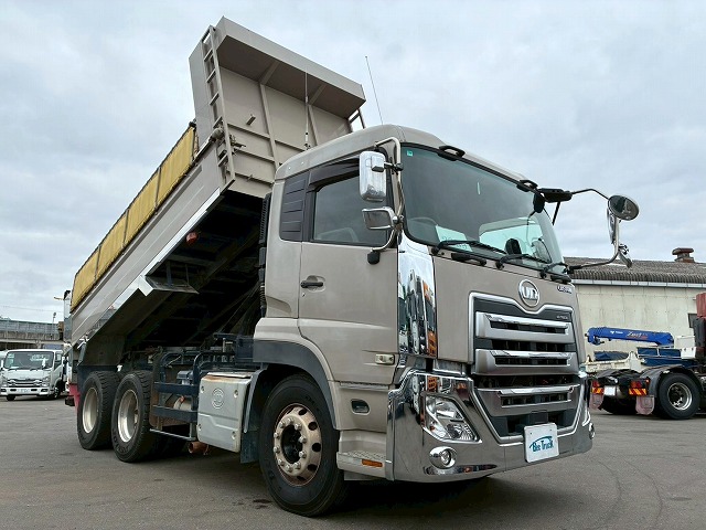 2099 2PG-CW5AL  ★車検付！令和9年2月迄★ワンオーナー！★ ◆6×4！3軸2デフ◆永久磁石式リターダ！◆  ◎カスタム仕様！◎新明和製・額縁アオリ！◎　成約！島根県（3枚目）