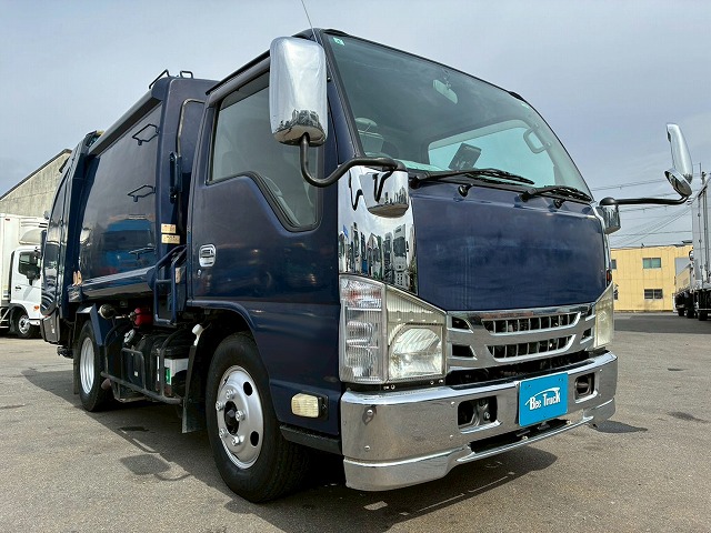 K-2136 BKG-NKR85AN 保証対象車両 H23 いすゞ エルフ 圧縮式塵芥車 標準幅 ショート 新明和工業 プレス式 押し出し排出 連続作動車 スイッチ 汚水タンク 2t 6.5t 小型 特装車 清掃車(5枚目)