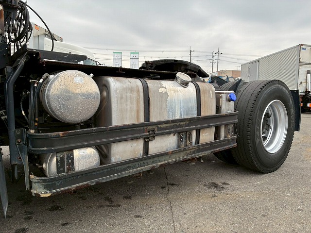 2067 QPG-GK5XAB H29 UDトラックス クオン トラクターヘッド シングルヘッド ハイルーフ 第5輪荷重 11500kg 11.5トン エスコット AT 410馬力 B尺 10t 45t 大型 牽引 1デフヘッド（19枚目）